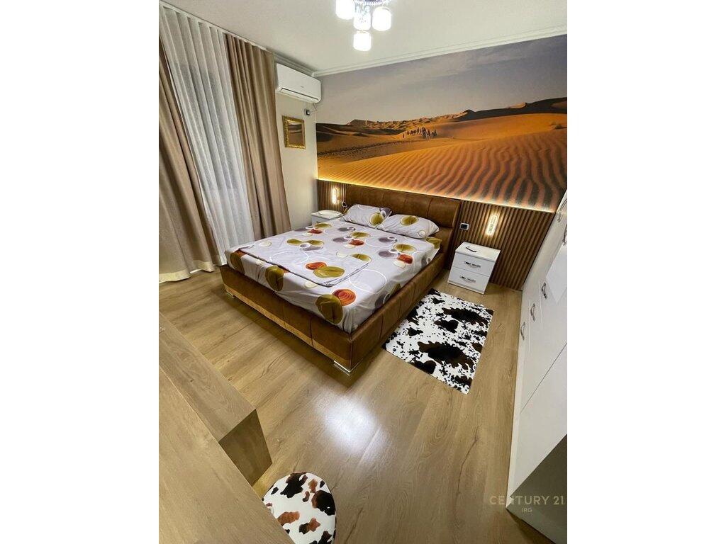 Appartamento 2+1 in affitto a Tirana e Re 650 € /Mese
