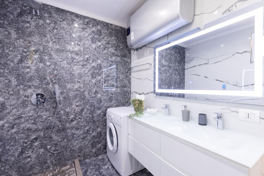 FOR SALE APARTMENT 2+1 ZOGU I ZI 268,000 EURO