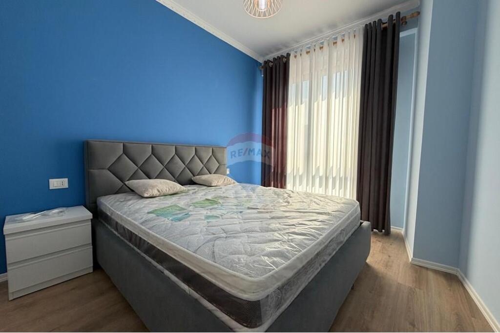 Apartment 2+1 + 2 bathrooms for rent at Myslym Shyri