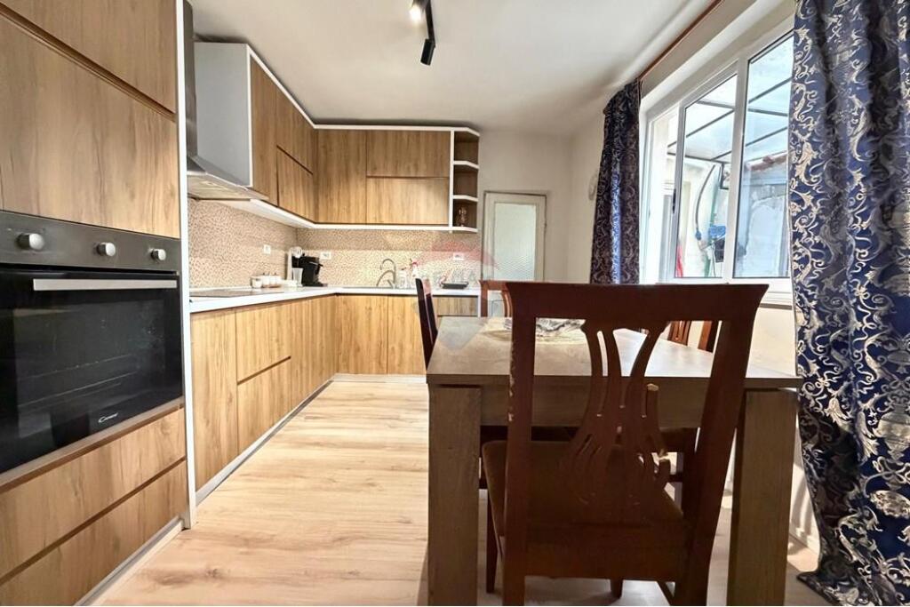 Private house 1+1+parking space for rent Rr.Dibres! Private house 1+1+parking space for rent Rr.Dibres!