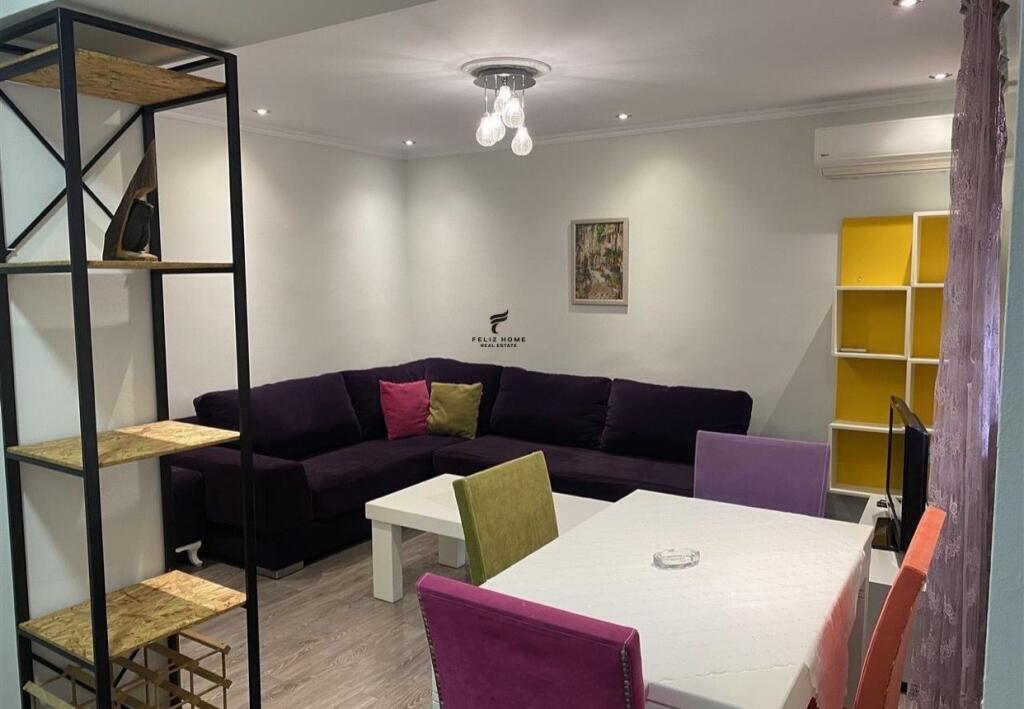 APARTAMENT ME QERA 2+1 PORCELAN 55.000 LEKE