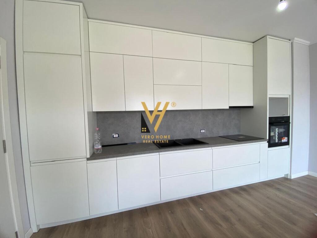 OFFICE 90 M2 FOR RENT AT NEW BOULEVARD 550 EURO