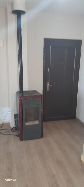 Affittasi Appartamento 2+1+1 Balcone