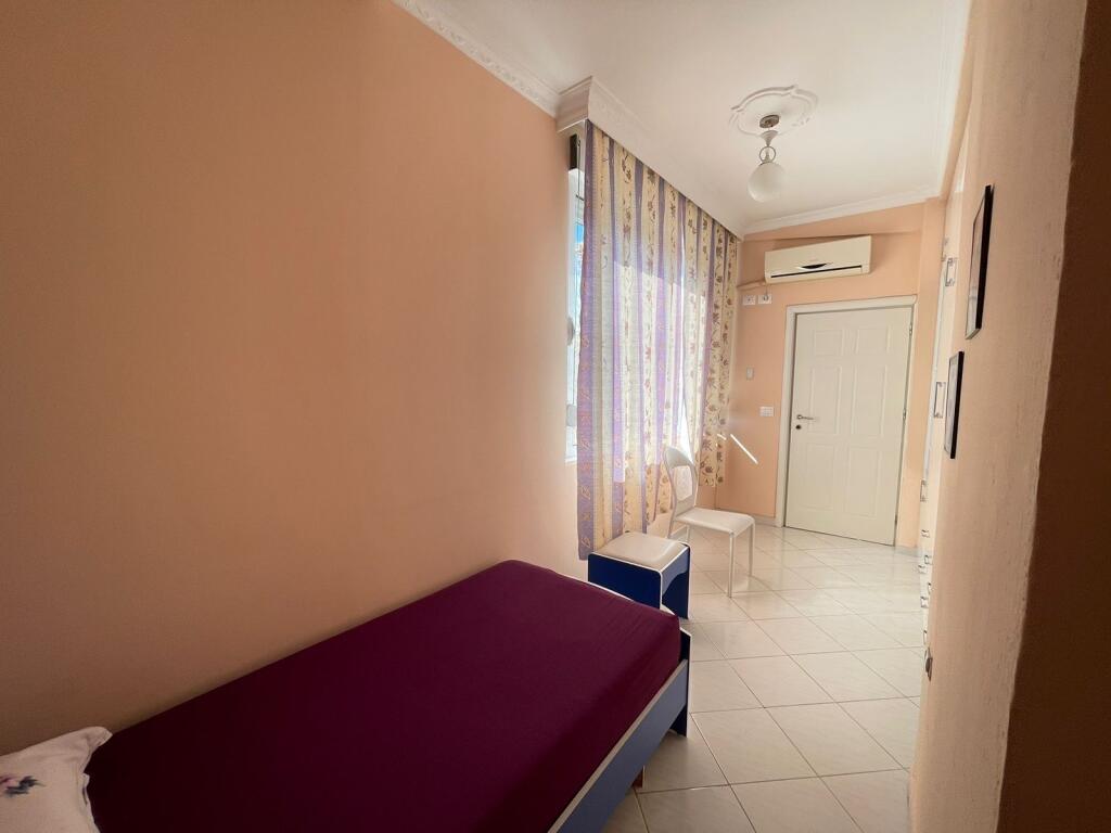 Apartament 2+1 per qira ne Bllok!