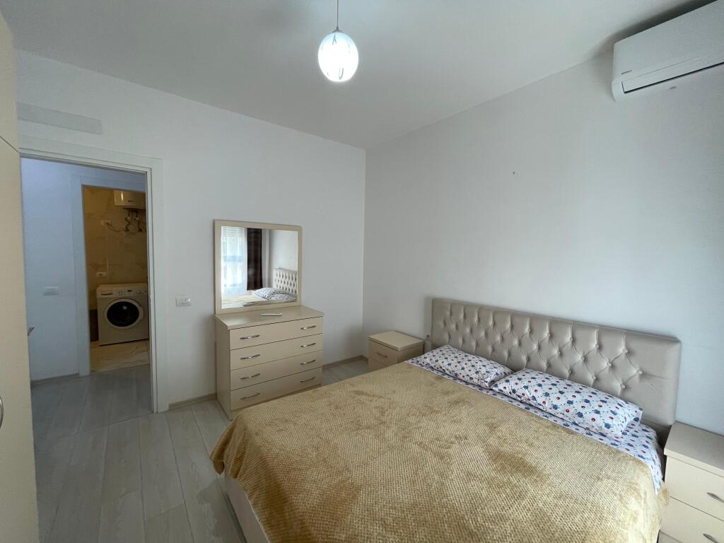 APARTAMENT ME QERA 3+1 KINOSTUDIO 60.000 LEKE