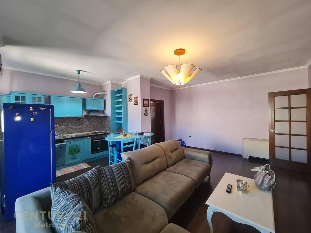 Appartamento 2+1 in vendita a Yzberisht