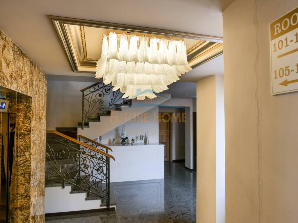 HOTEL FOR RENT, PAZARI I RI