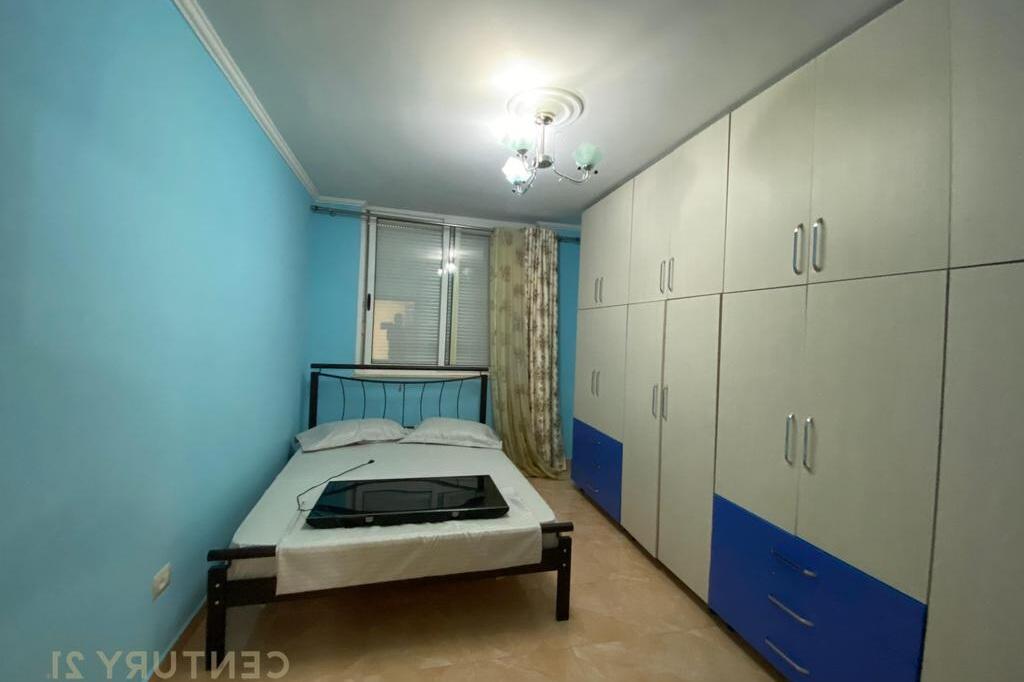 TEK KOMPLEKSI FRATARI ASTIR JAPIM ME QIRA APARTAMENT 2+1M 450 € /Muaj