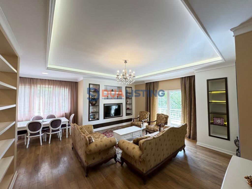 Jepet me qira apartament 2+1+2 me post parkimi te Liqeni i Thate!