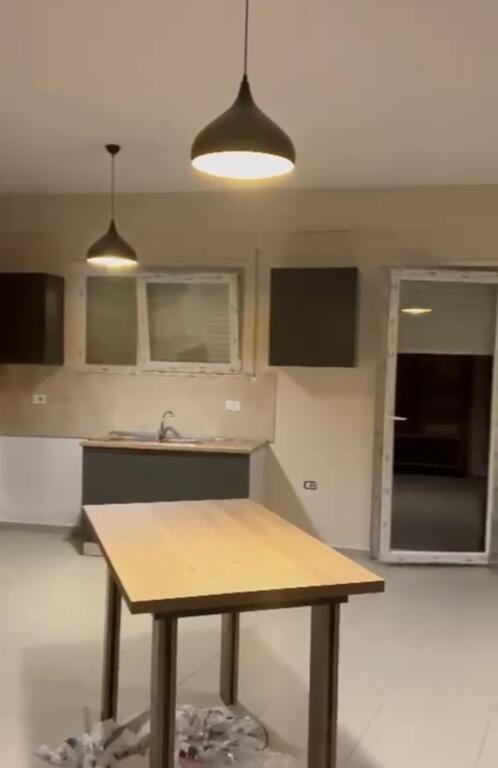 In affitto 2+1 GIARDINO BOTANICO 650€