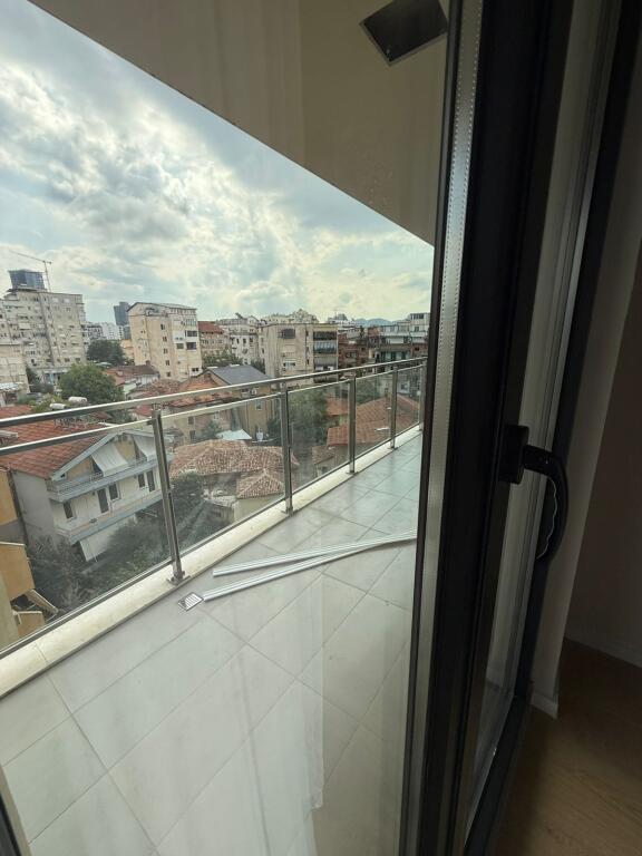 Locale Commerciale in Affitto – Via Mine Peza