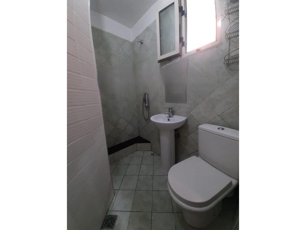 Monolocale in affitto in via 5 Maggio, Tirana - Libero dal 28 settembre 350 € /Mese