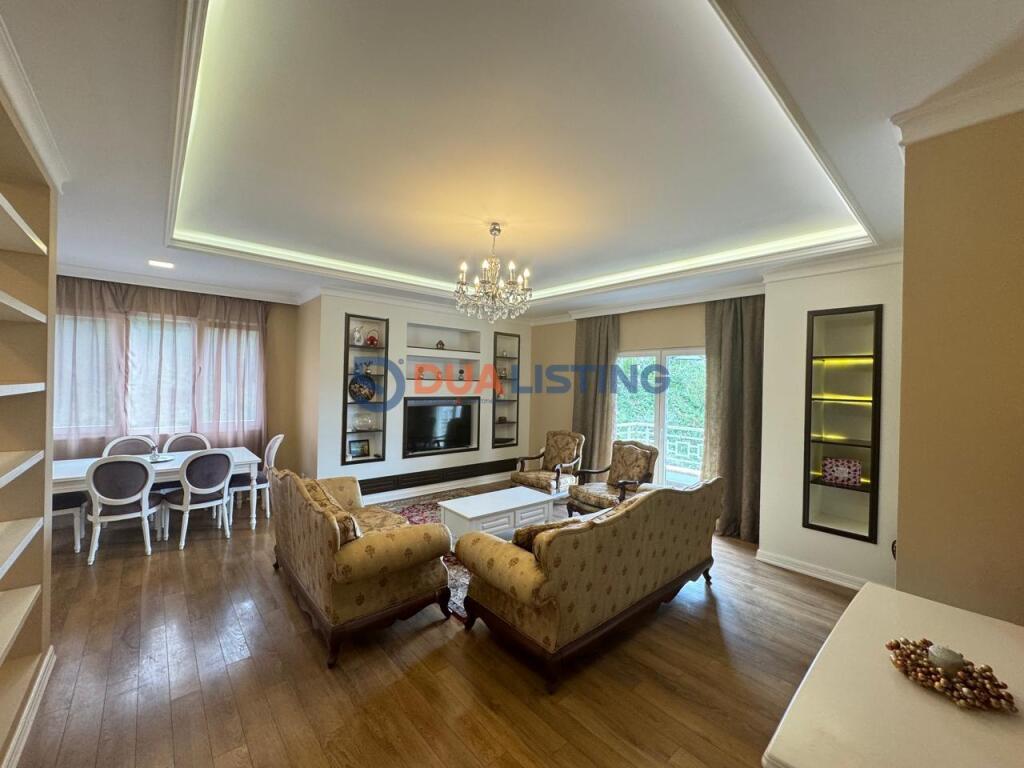 FOR RENT APARTMENT 2+1+2 WITH PARKING SPOT AT DRY LAKE !!