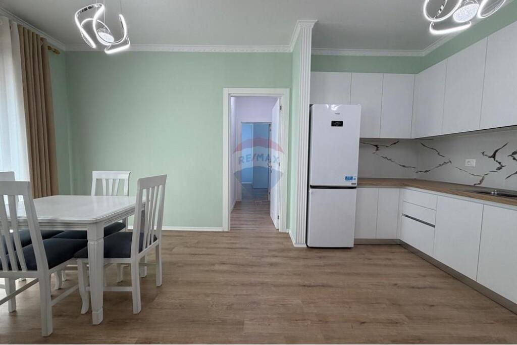 Apartment 2+1 + 2 bathrooms for rent at Myslym Shyri