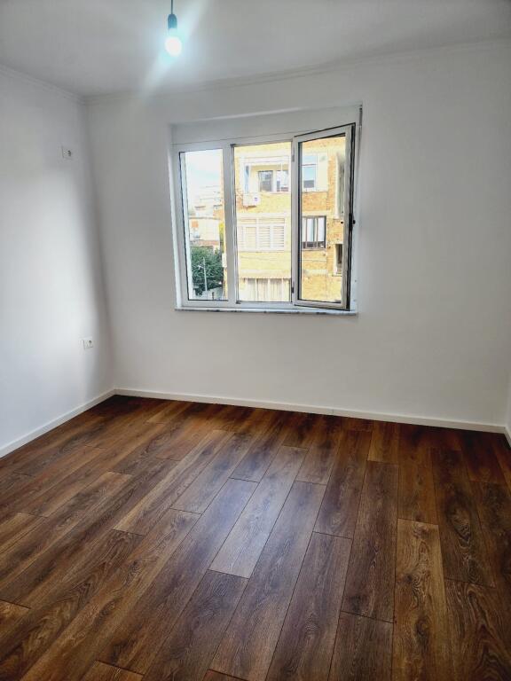 VENDESI APPARTAMENTO 2+1 ALI DEMI 155.000 EURO