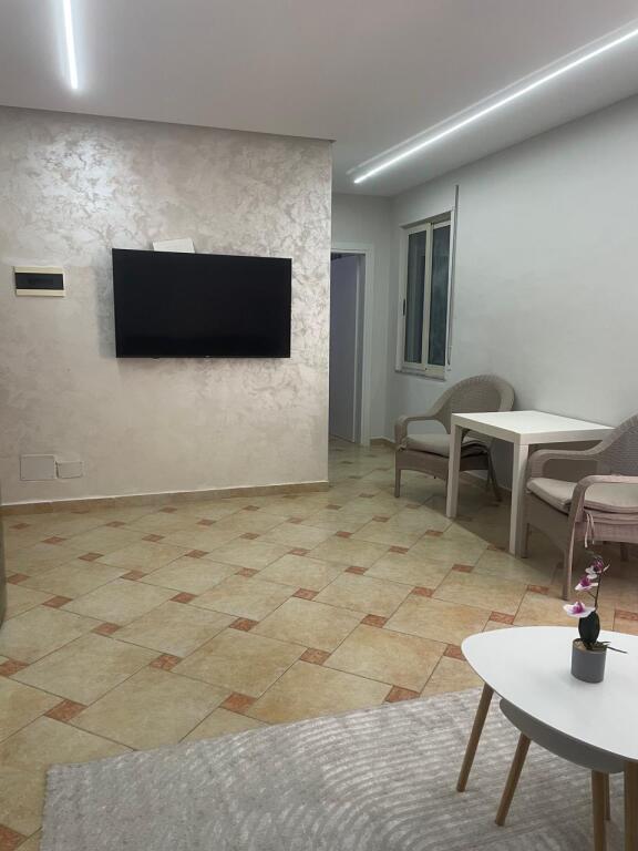 Qera Apartament Sistemin 1+1 me ballkon te madh  PAMJE DETI SEA VIEW 🌊📍Ura Dajlanit, PLAZH  • 400€ ✅