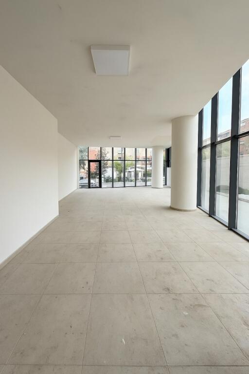 Ambient Biznesi me Qira – Golden Tower, Rr. Mine Peza