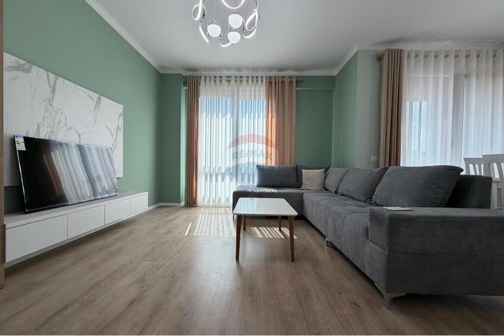 Apartment 2+1 + 2 bathrooms for rent at Myslym Shyri