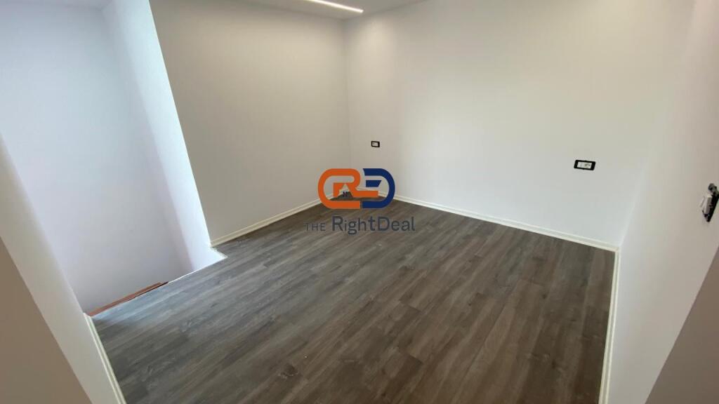 Tek Kompleksi Tirana Golden Park 3, Shitet Dupleks I Sapo Investuar!!