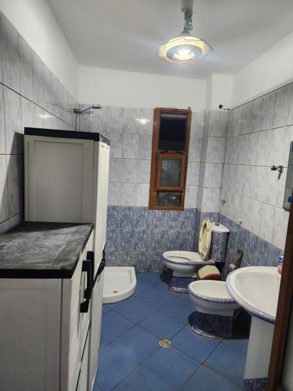 Affittasi 2+1 Ura e Insitutit 40.000 leke