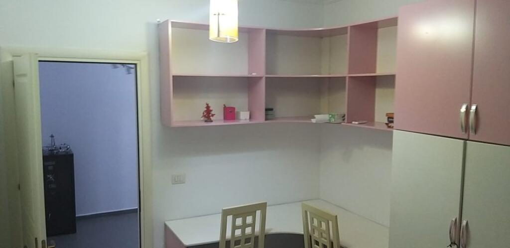 AFFITTASI 3+1+2 SELVIA  800 EURO