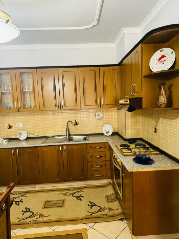 Affittasi 2+1+1 ASTIR AL BAR ARTISTI 550€