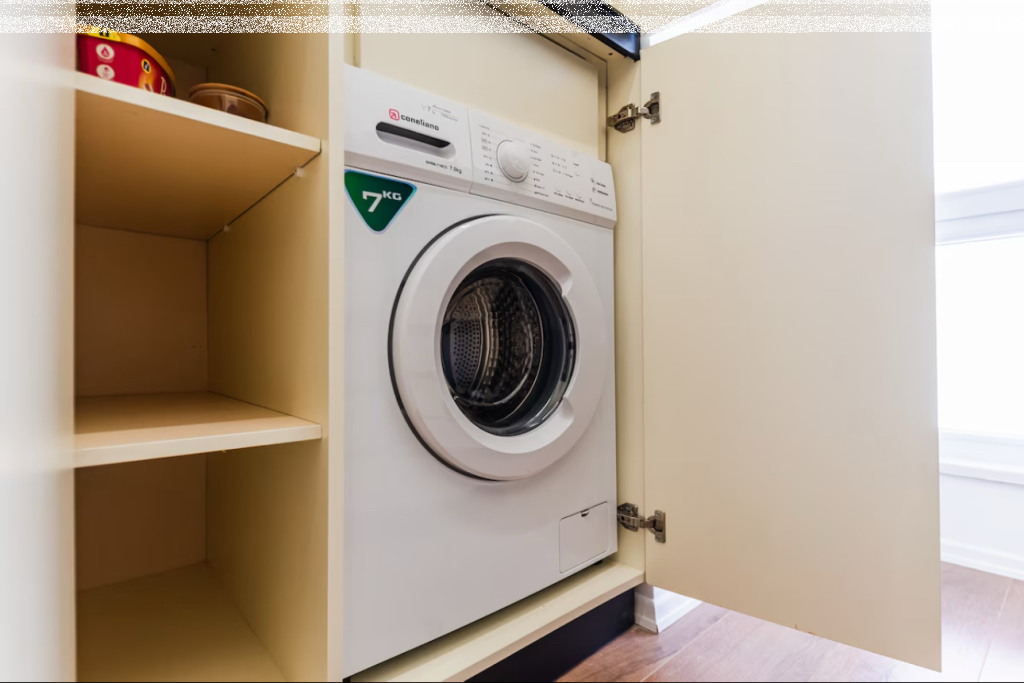 Jepet me qera apartament  1+1 ne Myslym Shyr. Pallati ri i 2025