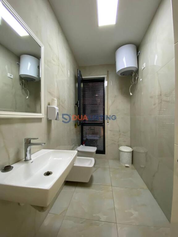 Office 317m2 For Rent Near the Center At Barrikadave Street!!