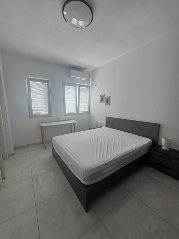 IN VENDITA APPARTAMENTO 1+1 📍 Spiaggia – Ruota Rossa, Durrës