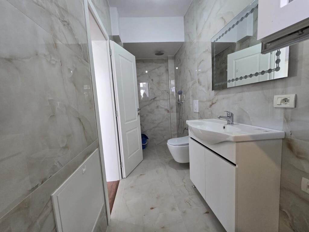 Super appartamento 2+1 in via Kavaja (dietro Globe)