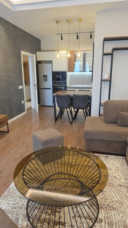 Apartament 1+1 me Qera tek Square 21