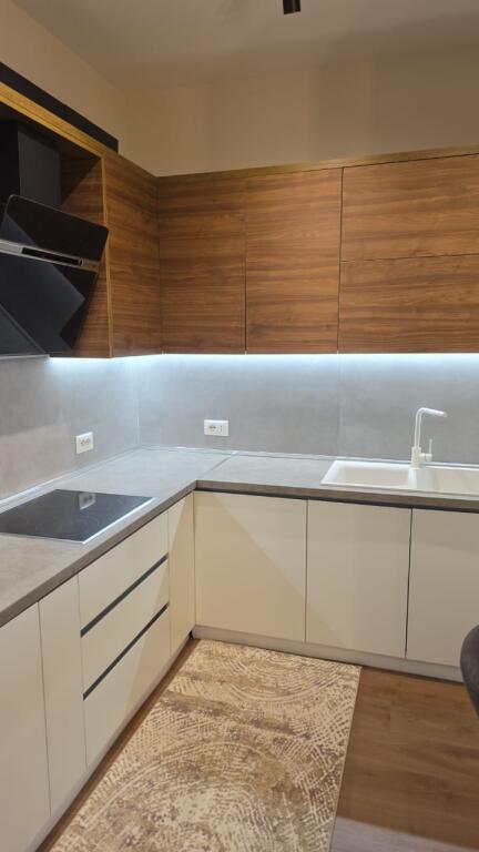 Apartament 1+1 me Qera tek Square 21