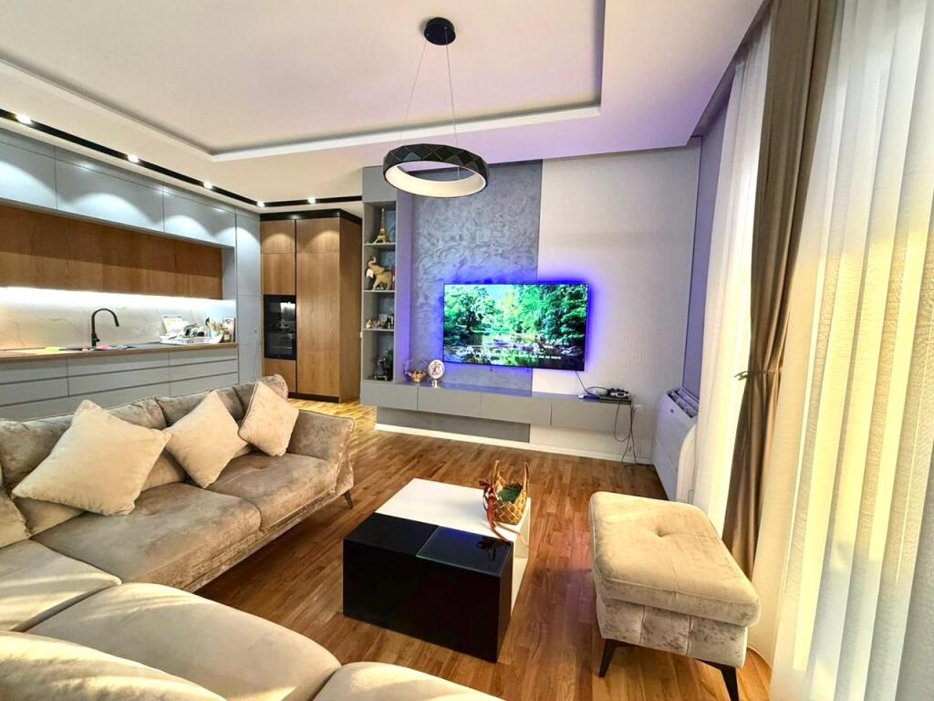 FOR SALE: UNIQUE PENTHOUSE 🔥(250 m2) *(📍 Fresk- Qesarake) WITH SUPER VIEW OF TIRANA || 300,000 Euro || Furnished with super Quality 🏡