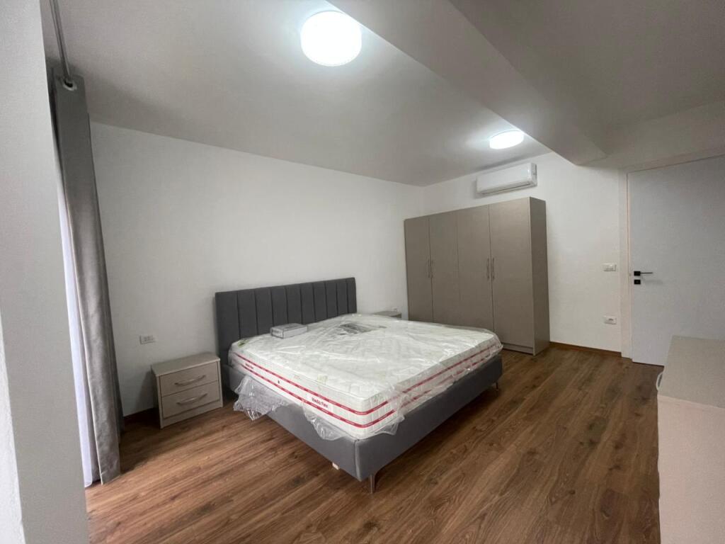 JEPET PËR QIRA APARTAMENT 1+1+Parkim, TEK KODRA E DIELLIT 2