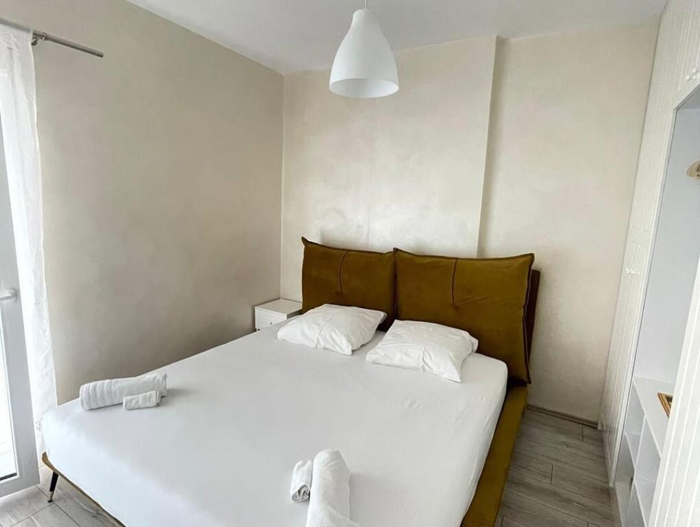 Shitet Apartament 1+1 – Vija e Parë me Detin – Shkëmbi i Kavajës, Durrës