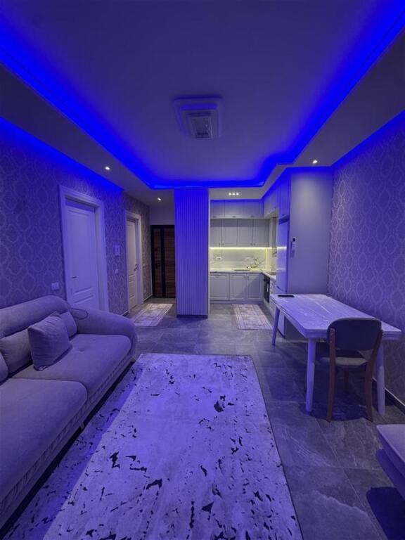 JEPET ME QIRA 1+1 TE UNIVERS CITY 500 EURO