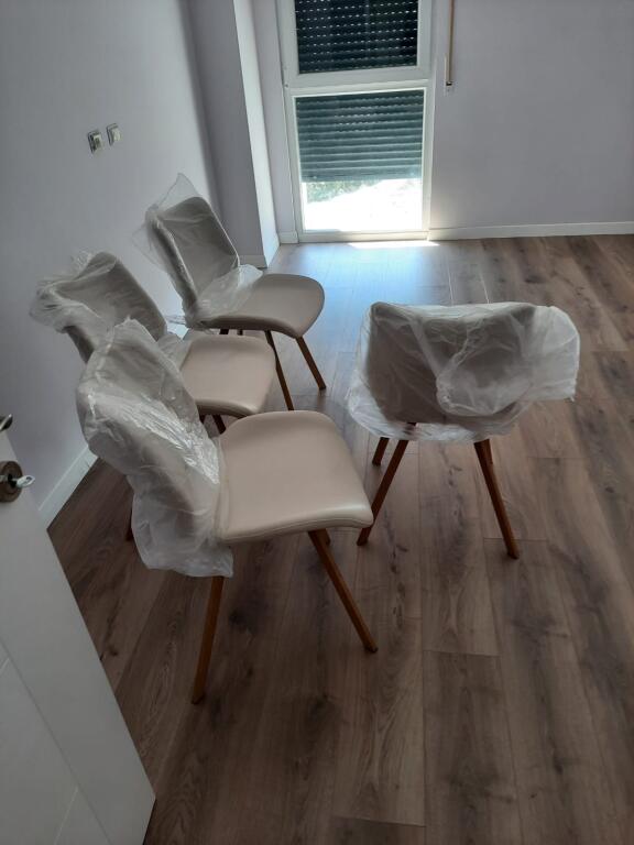 Affittasi 2+1+1 parzialmente arredato RESIDENZA BERMON 55.000 lek