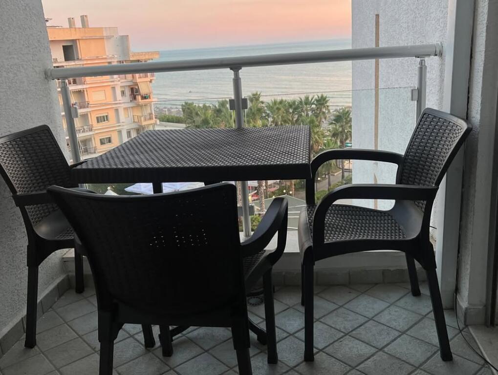 Shitet Apartament 1+1 – Vija e Parë me Detin – Shkëmbi i Kavajës, Durrës
