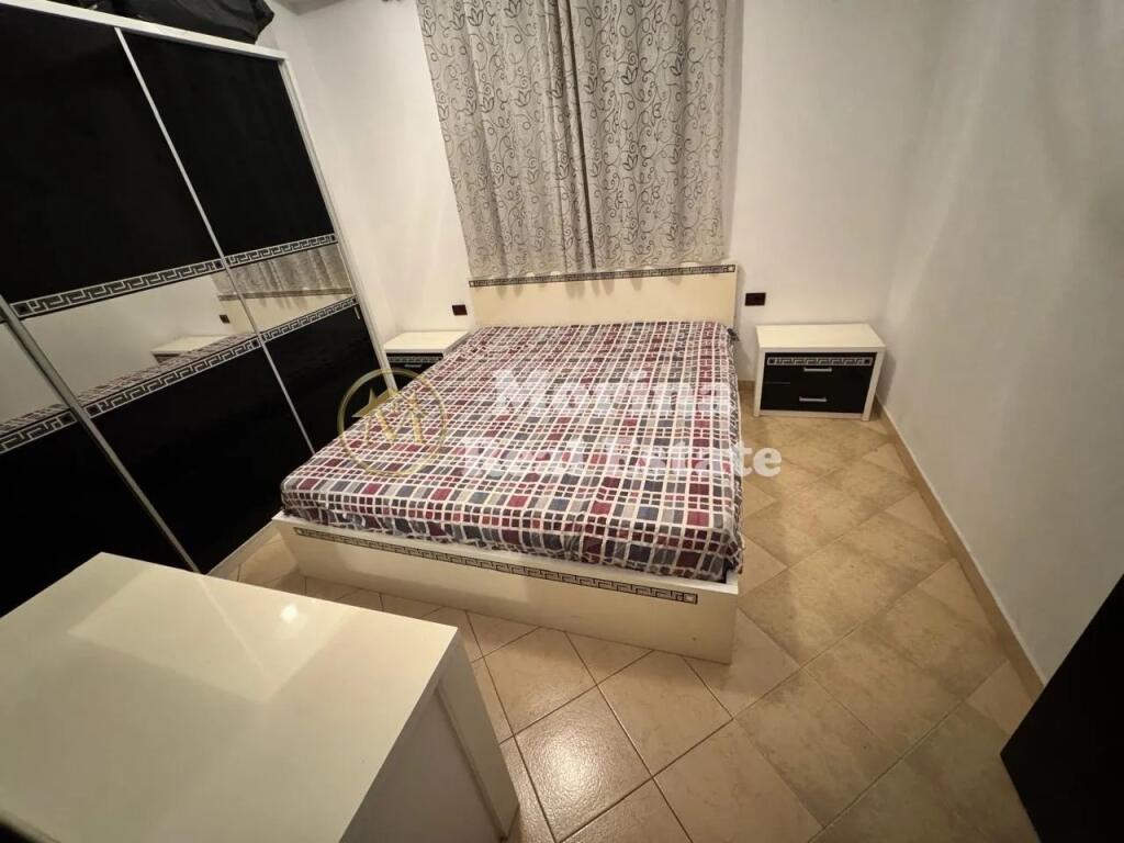 Qera, Apartament 1+1, Laprakë, 500 euro/muaj