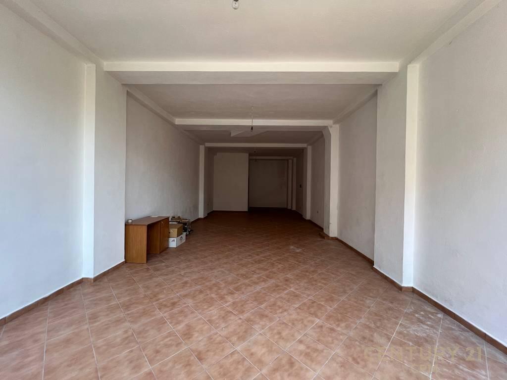 AFFITTIAMO UNITA IN VIA TEFTA TASHKO KOCO !