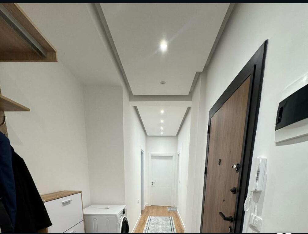 2+1 Apartment for Rent – 5 May Street, Tirana*   ✨ *Fully renovated* – *Never inhabited before*   🚗 *Parking space included in the price