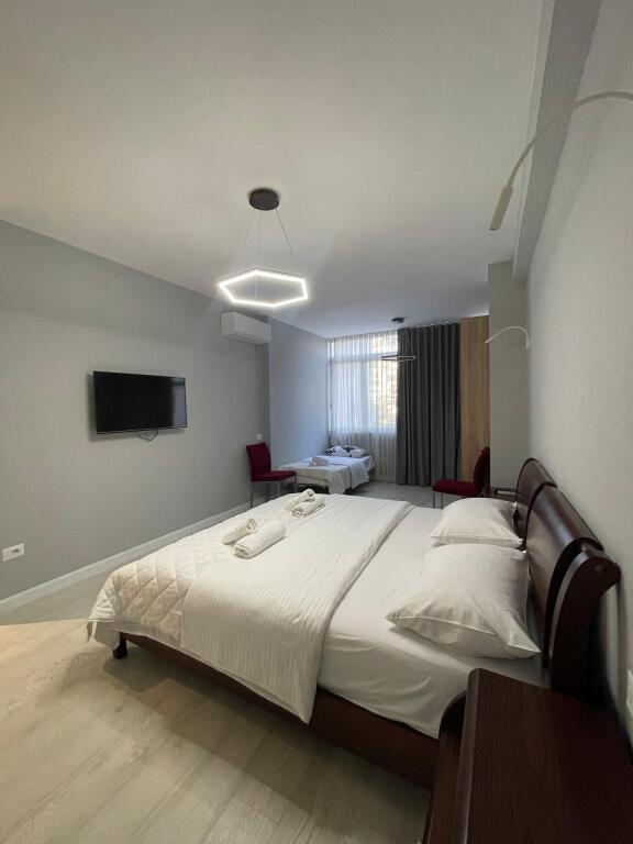 APARTAMENT 2+1+2 NE SHITJE - RRUGA E BARRIKADAVE