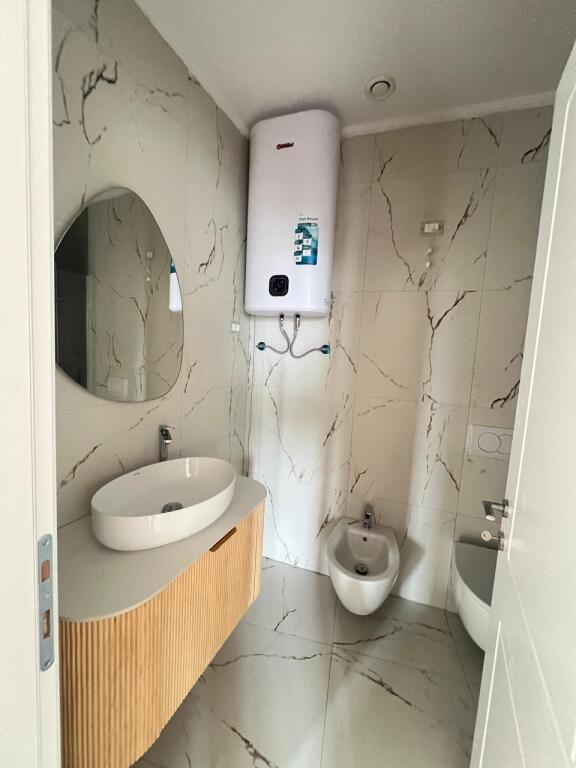 Ufficio in affitto presso Lake View Residence