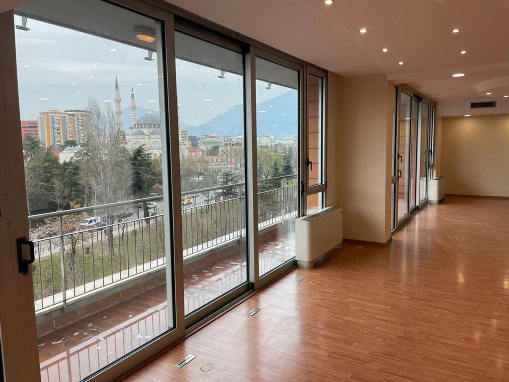 Office For Rent At ETC Gallery, Elbasan Street!!