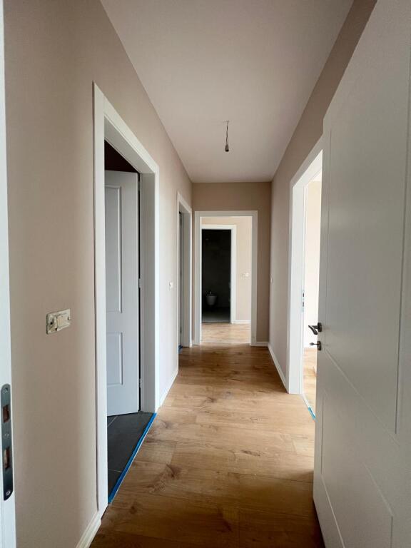 Ufficio in affitto presso Lake View Residence