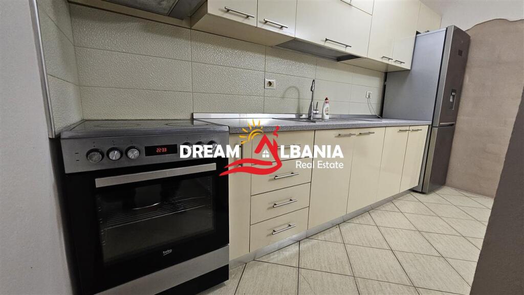 Jepet me qera apartament 2+1 tek rruga Ferit Xhajko, prane Spar (ID 4229399)