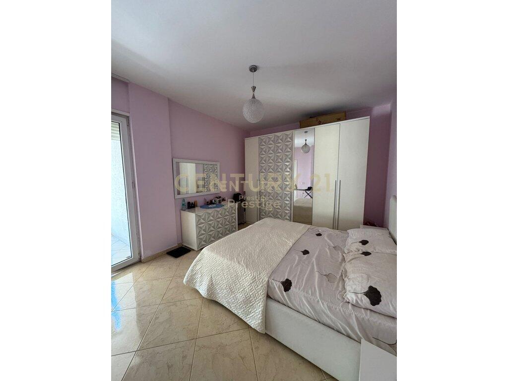 APPARTAMENTO 2+1+2 IN AFFITTO, NELLA ZONA DI FRESKU, TIRANA!