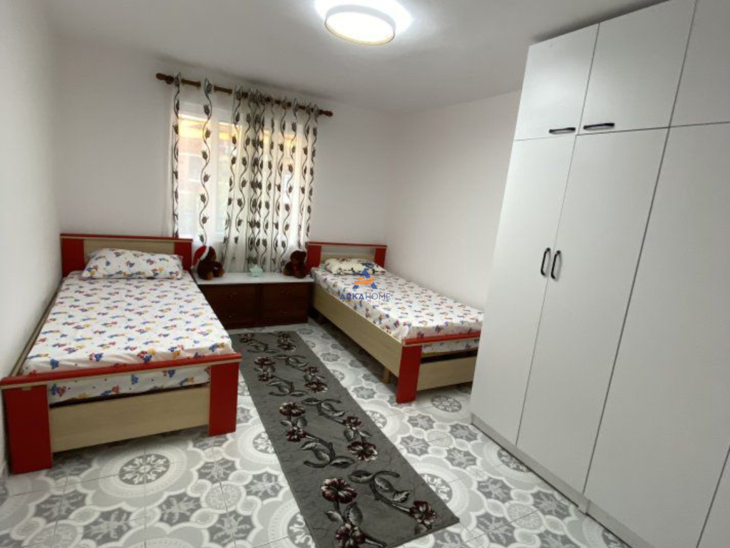 JEPET ME QERA APARTAMENT 2+1+BALLKON "ISH RESTORANT DURRESI" 600 EURO.
