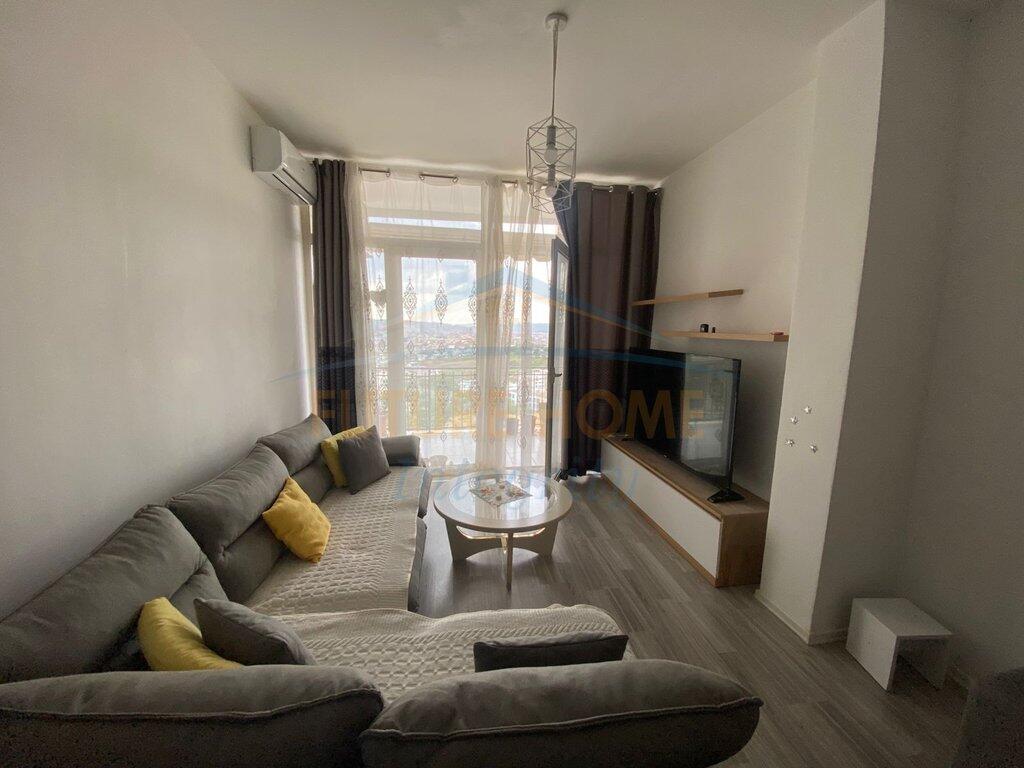 Affitto, Appartamento 2+1, Fresku, Tirana.