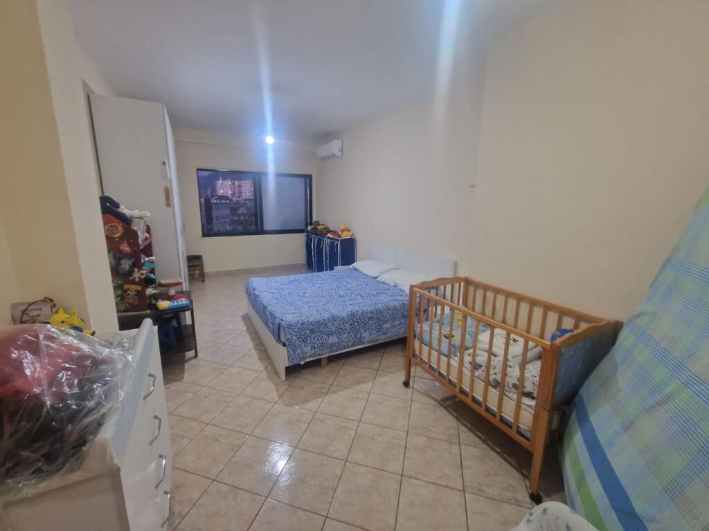 Shitet apartament 2+1 per vetem 1550 euro/m² ne Don Bosko